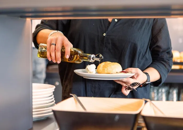 Отель Meininger Zentrum