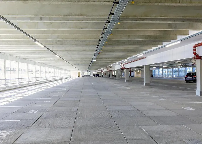 Отель Meininger Zentrum