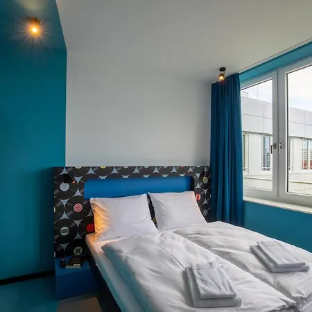 Meininger Zentrum * Drážďany