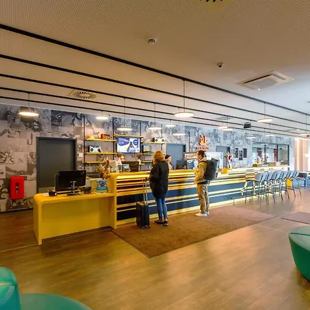 فندق Meininger Zentrum *